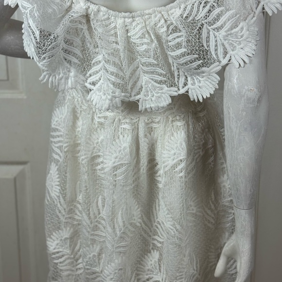 Lovers + Friends White Off-Shoulder Flutter Sleeve Sundress. C36 - Picture 14 of 16